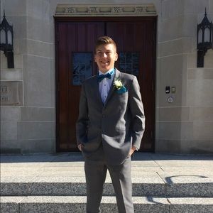 Meet your Posher, Kyle